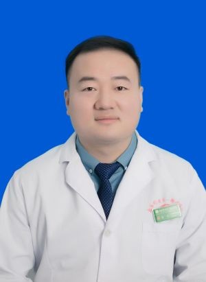 李凡
